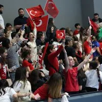 Bursa Büyükşehir Belediyespor, Avrupa’da avantajı yakaladı Bursa Büyükşehir Belediyespor, Avrupa’da avantajı yakaladı
