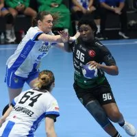 Bursa Büyükşehir Belediyespor çeyrek finalde