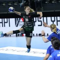 Bursa Büyükşehir Belediyespor kupada final biletini kaptı Bursa Büyükşehir Belediyespor kupada final biletini kaptı