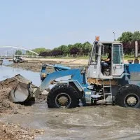 Bursa Büyükşehir’den Hüdavendigar'da dere temizliği Bursa Büyükşehir’den Hüdavendigar'da dere temizliği