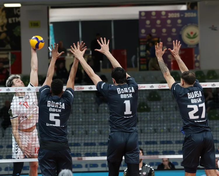 Bursa Büyükşehir, Gaziantep’i 3-1 ile geçti!