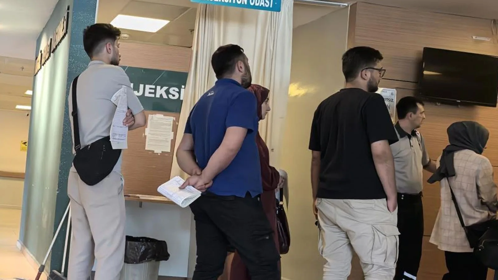 Bursa’da 30 İşçi Gıda Zehirlenmesiyle Hastanelik!