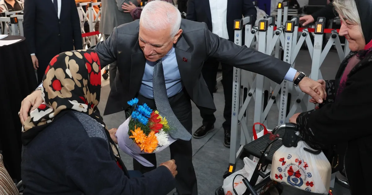 Bursa’da Başkan Bozbey Kestel’de Dertleri Dinledi