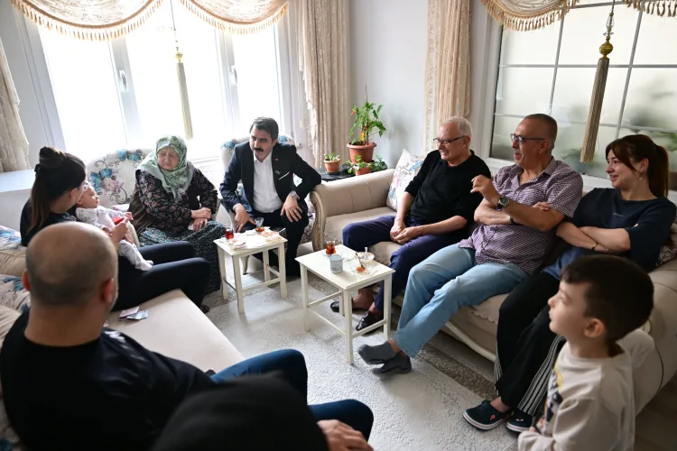 Bursa’da Başkan Yılmaz’dan Gönül Köprüsü Ziyareti