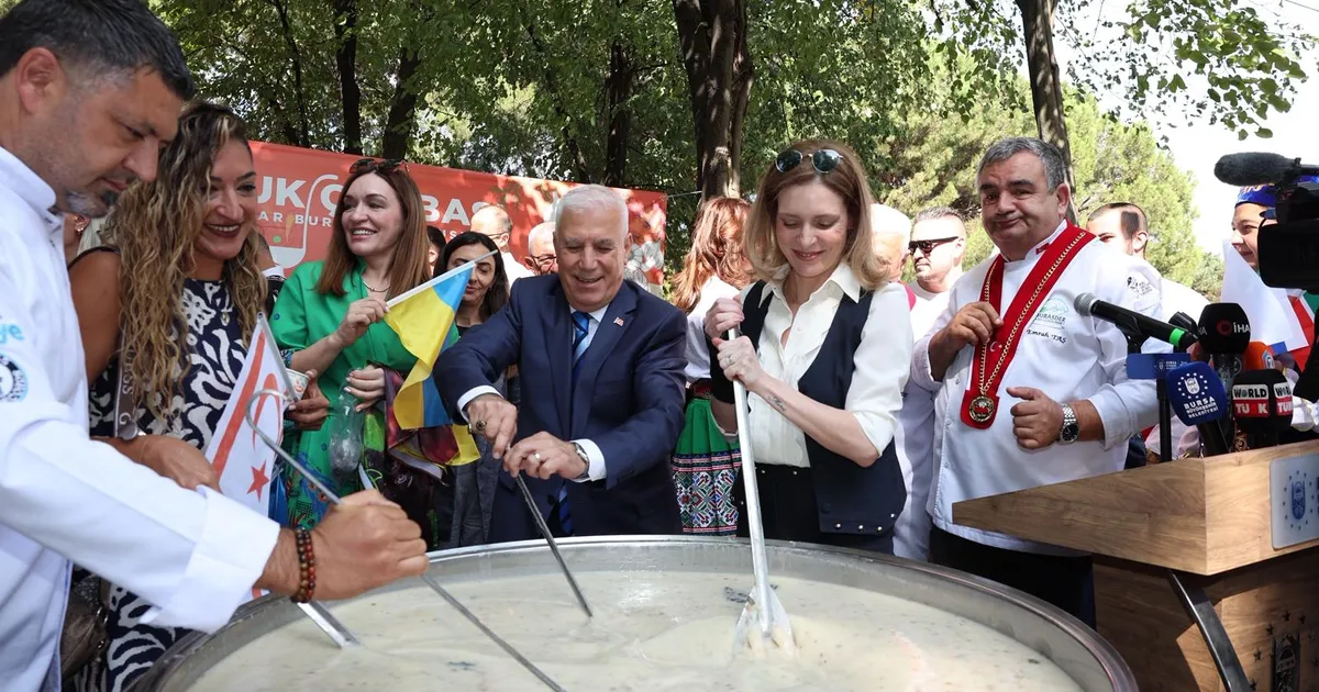 Bursa’da Dostluk Çorbası ile Lezzet Şöleni Başladı