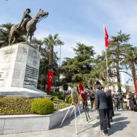 Bursa'da 'Dünya Tiyatro Günü' Kutlaması