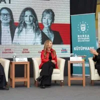 Bursa'da edebiyatla kadın hikayelerine yolculuk Bursa'da edebiyatla kadın hikayelerine yolculuk
