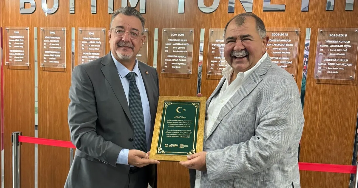 Bursa’da Ev Tekstili Zirvesi: Ufuk Ocak ile Buluşma