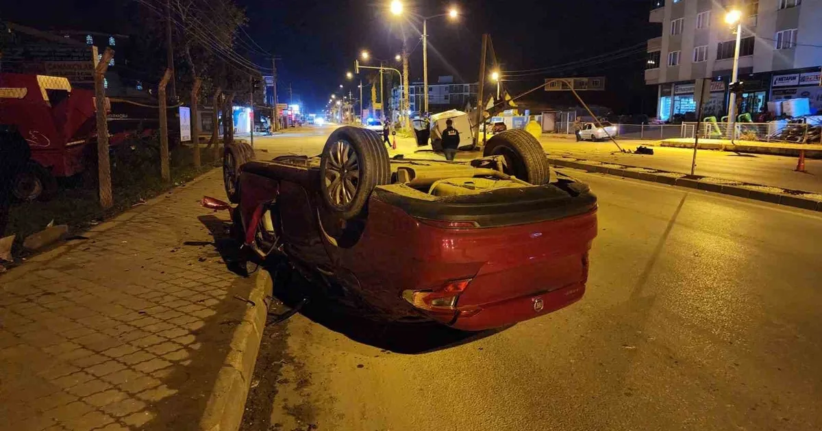 Bursa’da Feci Kaza: 3 Yaralı, 1’i Ağır!