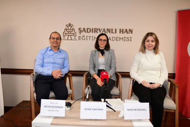 Bursa’da Felsefe Konferanslarıyla Yeni Dönem Başladı