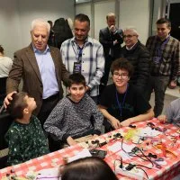 Bursa'da gençler bilimle buluştu Bursa'da gençler bilimle buluştu