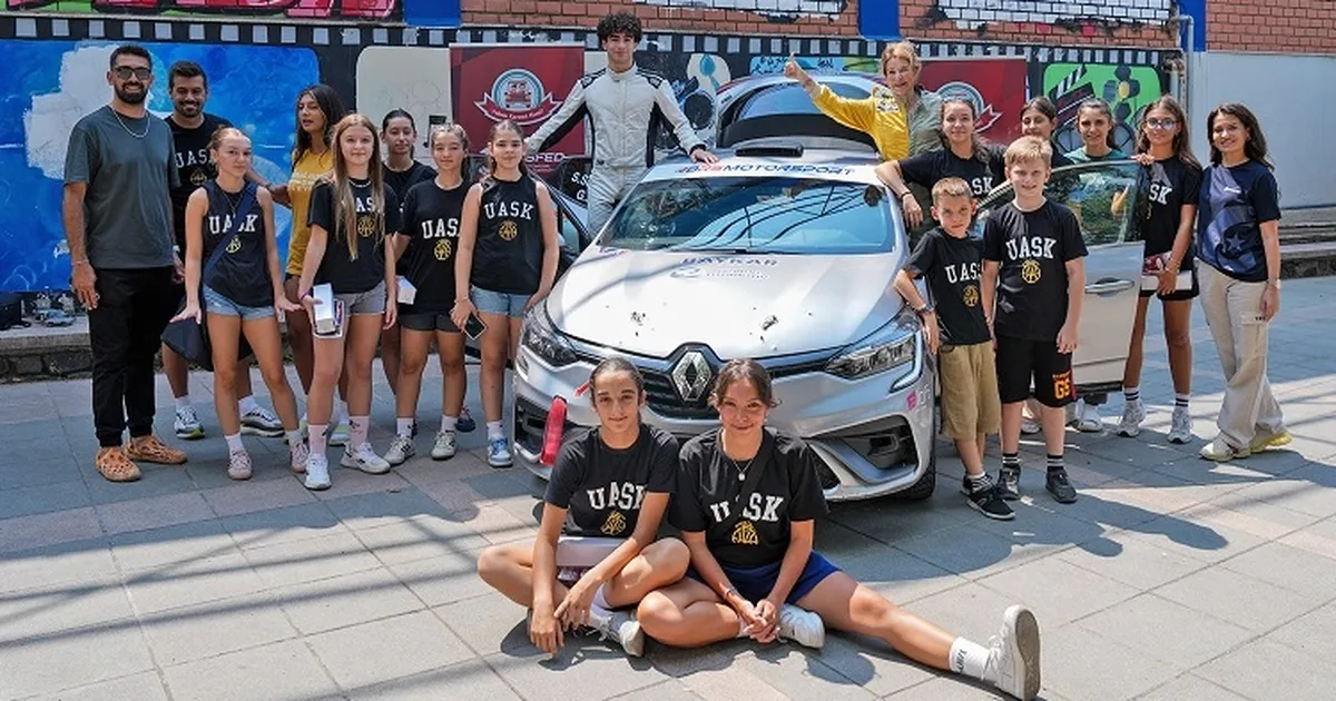 Bursa’da Gençlere Trafik Güvenliği Eğitimi