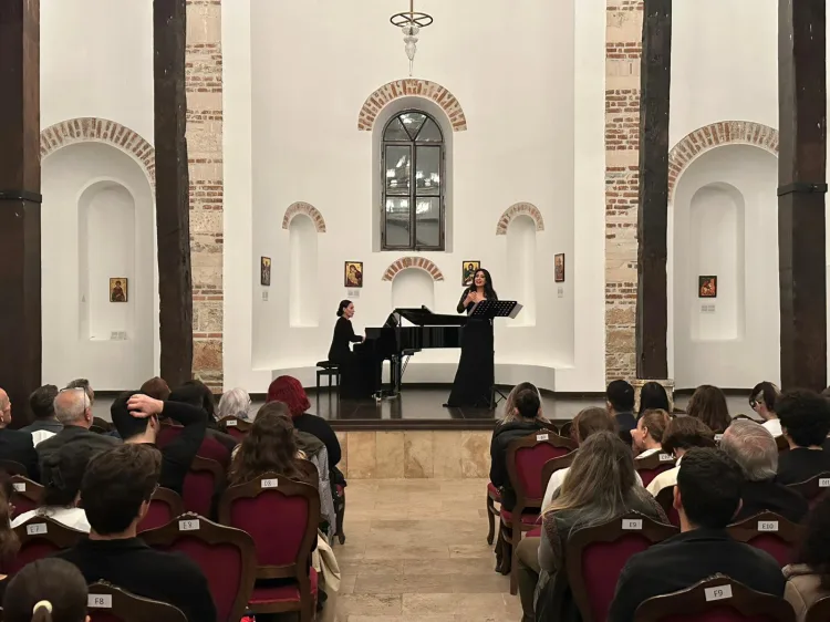 Bursa’da Güz Resitali: Müzik Dolu Bir Akşam