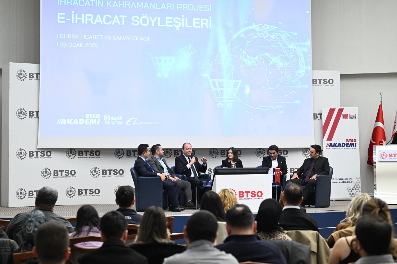 <p><strong>Bursa’da İhracat Kahramanları Buluşması Gerçekleşti</strong></p>