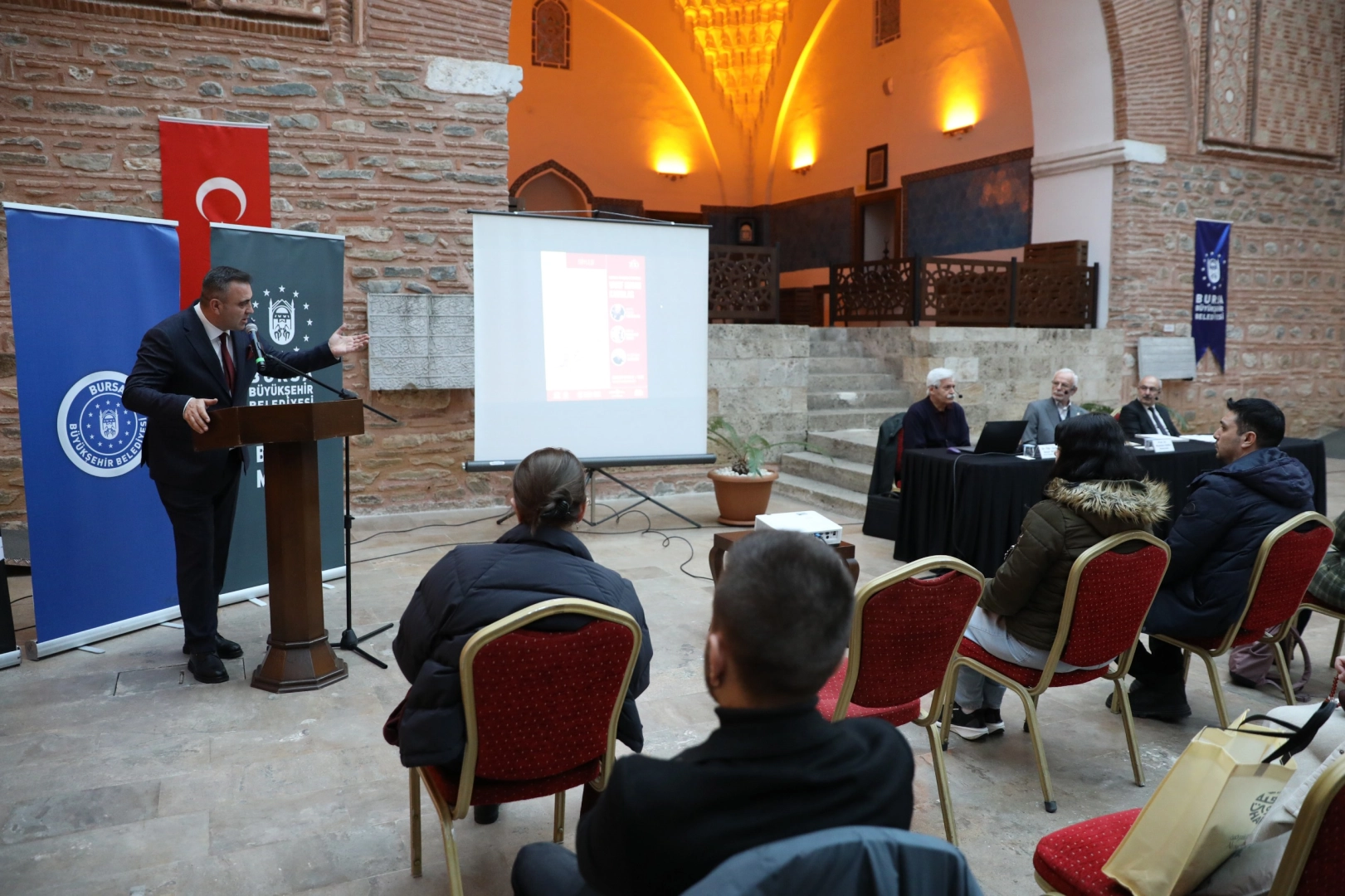 Bursa’da Kadınların Tarihe Katkıları Ele Alındı
