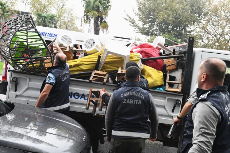 Bursa’da Kaldırım İşgali Operasyonu Gerçekleşti!