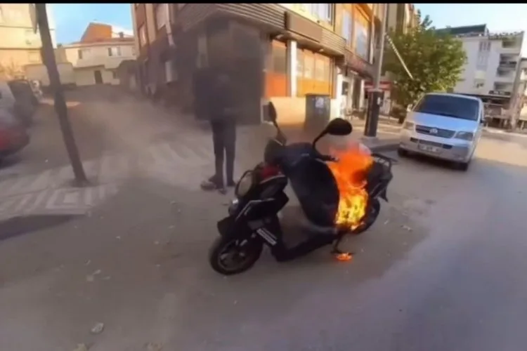 Bursa’da Motosiklet Yangınında Dayanışma Gösterildi!