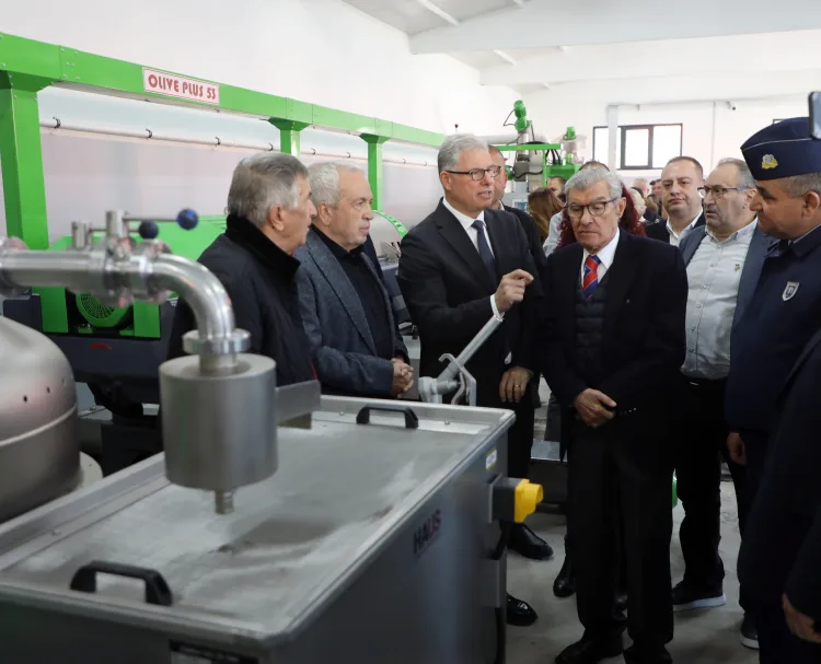 Bursa’da Mudanya İmece Zeytinyağı Fabrikası Açıldı