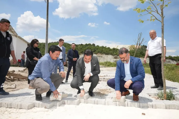 Bursa’da Parke Taşı Çalışmaları Hız Kazandı