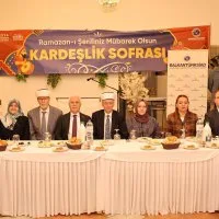 Bursa'da Ramazan'ın bereketi paylaştıkça çoğaldı Bursa'da Ramazan'ın bereketi paylaştıkça çoğaldı
