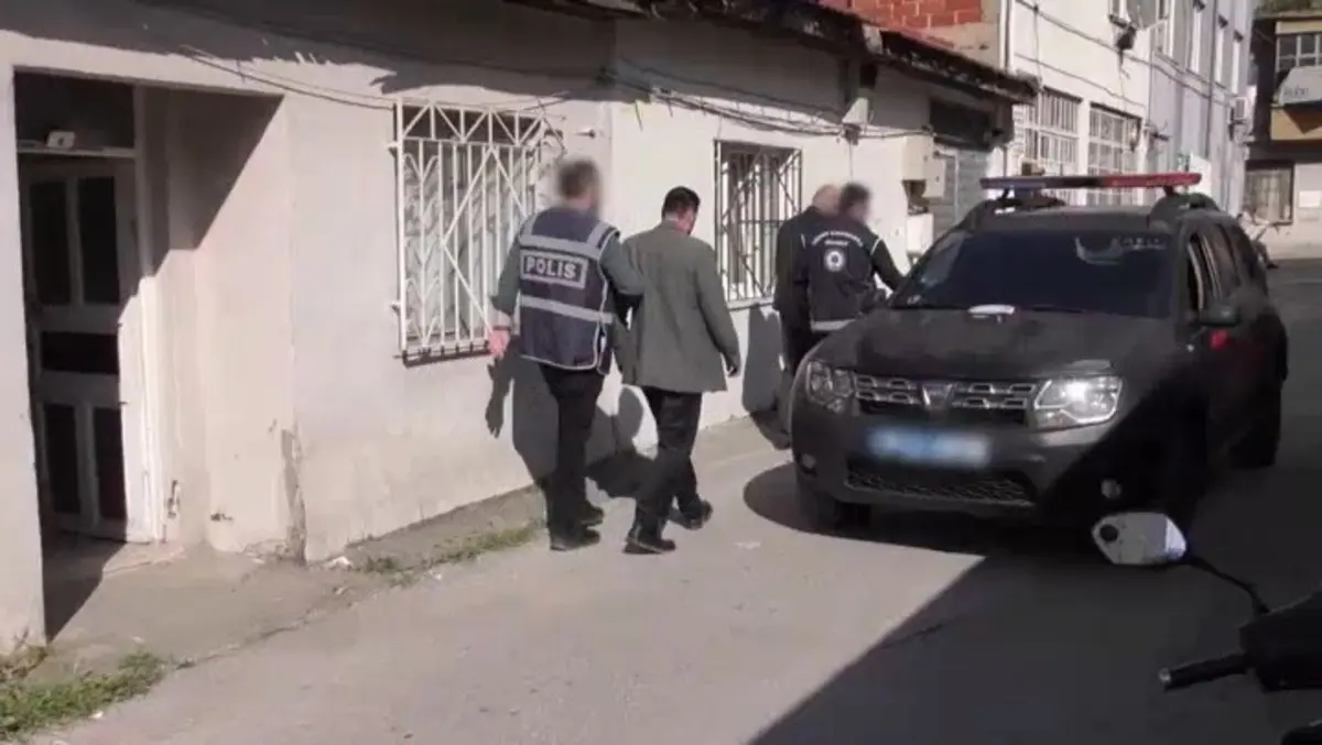 Bir ili sarsan skandal! Çok sayıda sahte doktor yakalandı 5