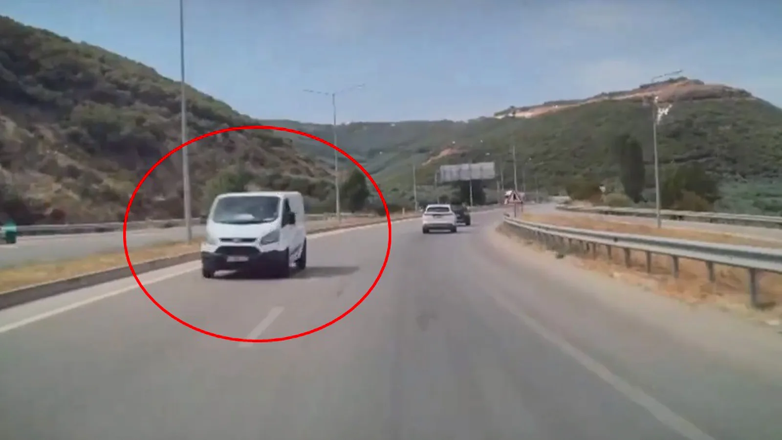 Bursa’da Son Anda Kazadan Kurtulan Sürücü!