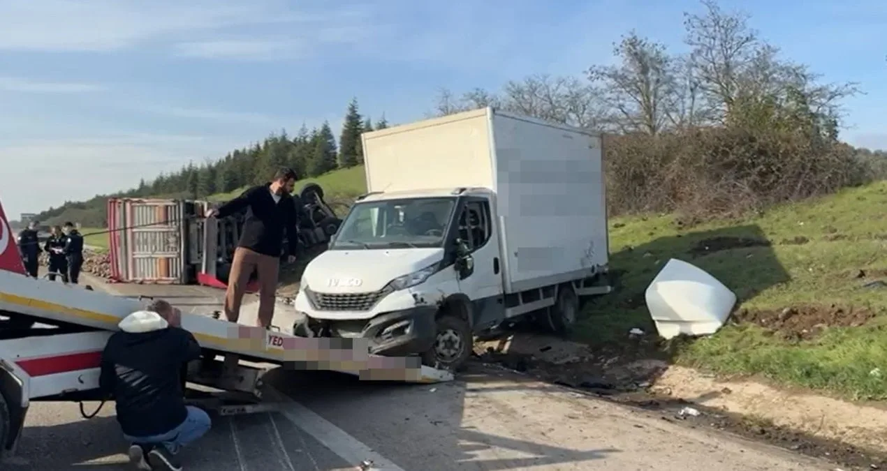 Bursa’da TIR Kazası: 4 Yaralı, 1’i Ağır!