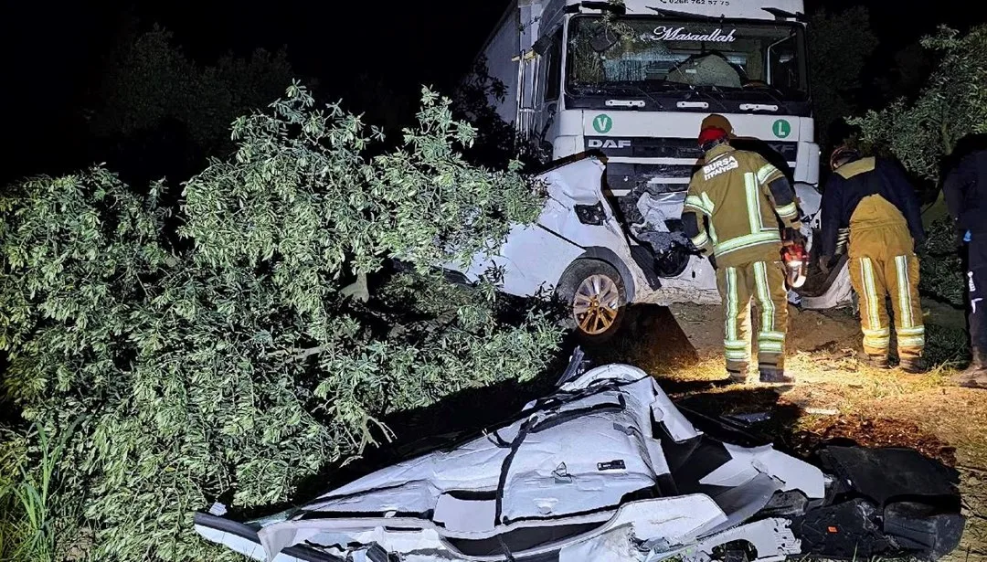 Bursa’da Tır-Otomobil Çarpışmasında 1 Ölü!