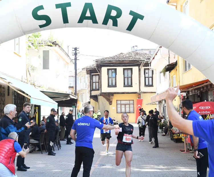 Bursa’da Uluslararası Osman Gazi Koşusu Renkli Geçti!