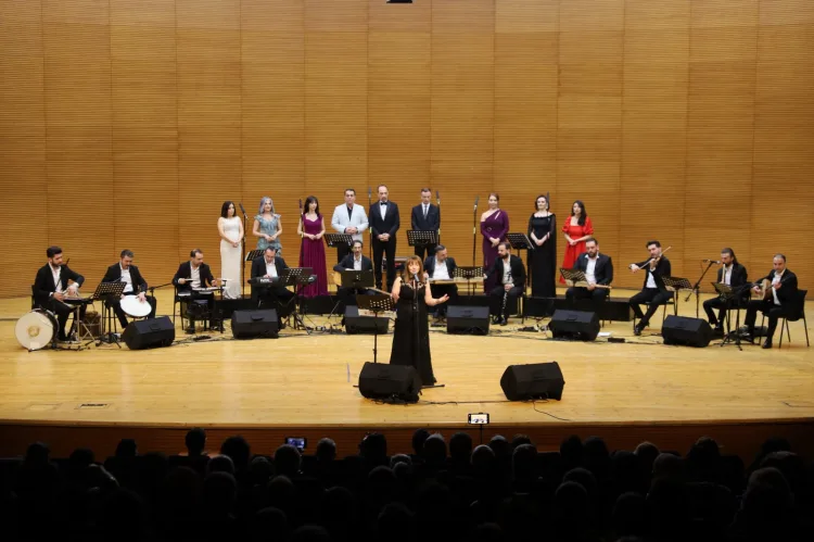 Bursa’da Unutulmaz Müzik Gecesi Yaşandı!