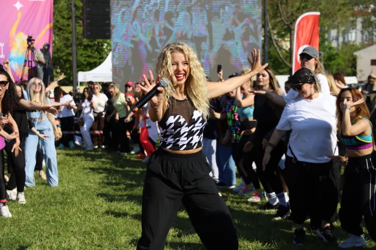 Bursa’da Zumba ile Dans Dolu Bir Gün!