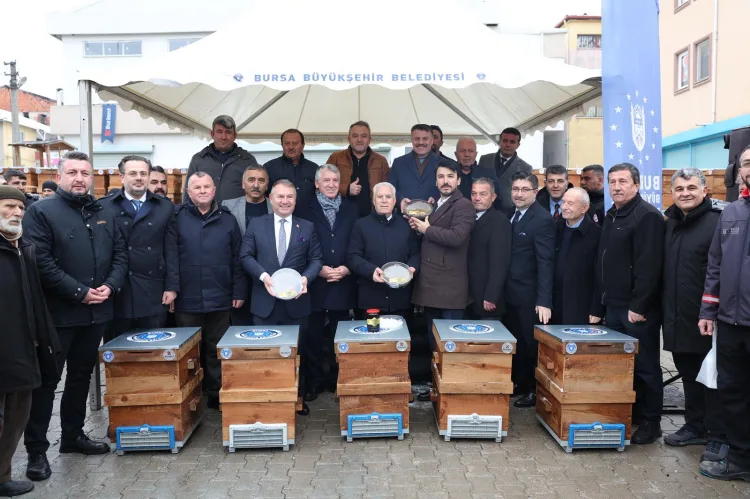 Bursa’dan Arıcılara Önemli Destek: 380 Kovan!