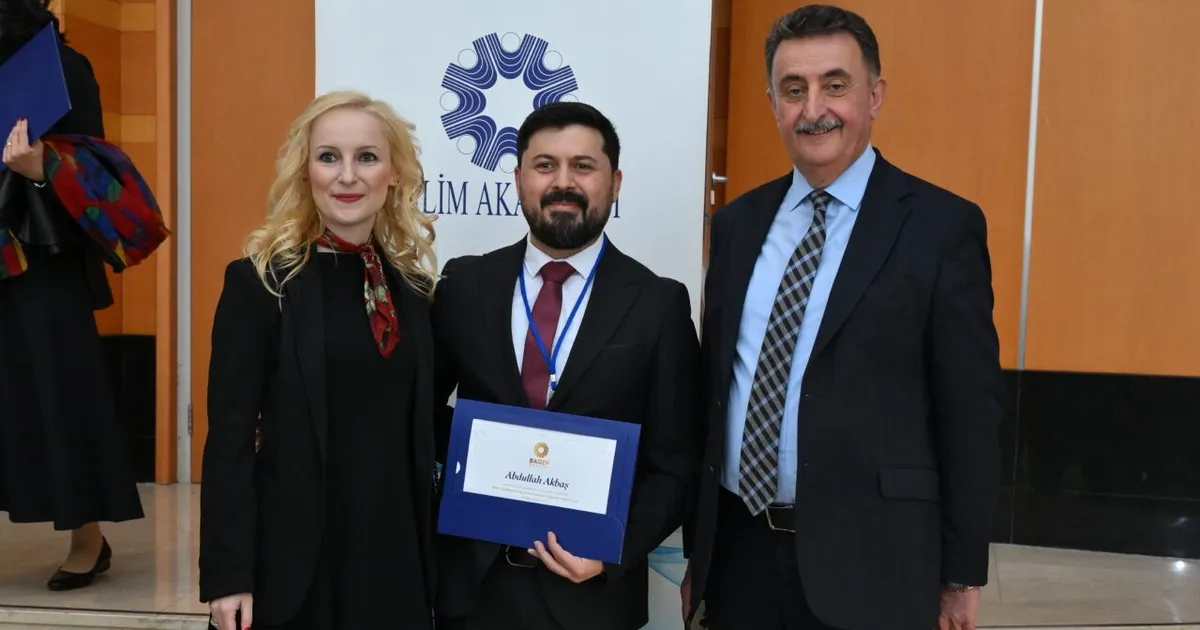 Bursa’dan Ödüllü Akademisyen: Doç. Dr. Akbaş