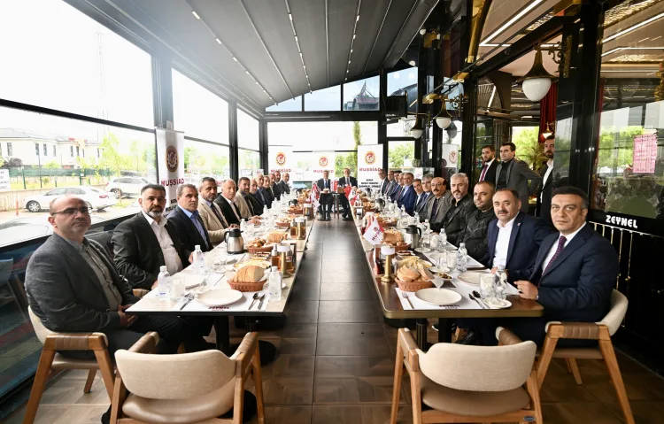 Bursa Ekonomisi İçin Muşlu İş İnsanları Buluştu