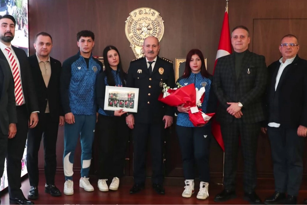 Bursa Emniyet Spor Kulübü’nden Başarı Dolu Sezon