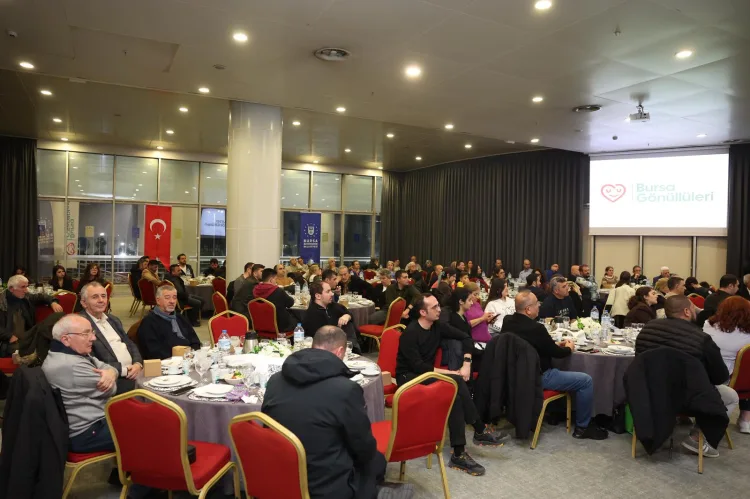 Bursa Gönüllüleri ile Geleceği Şekillendiren İftar