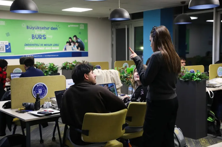 Bursa Hackathon 2025’te Ödüller Sahiplerini Buldu