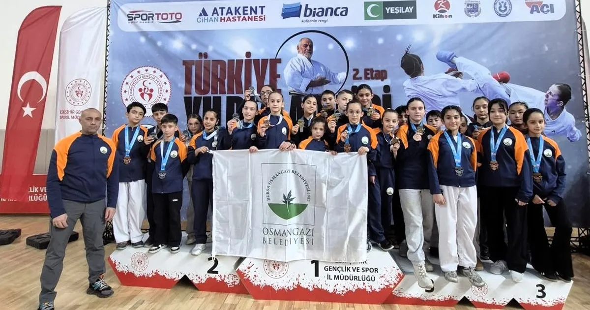 Bursa Karatecilerinden Madalya Yağmuru!