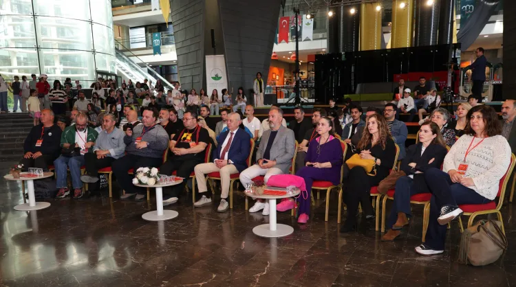 Bursa Kısa Film Festivali’nde Yetenekler Sahne Aldı