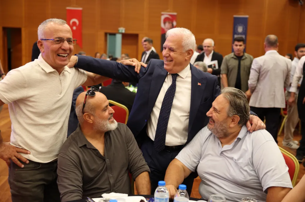 Bursa Kulislerinde Mustafa Bozbey ve Şadi Özdemir Savaşını Yüksel Baysal Fitilliyor…