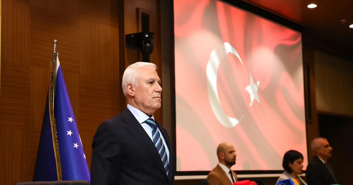 Bursa Meclisi’nde Şehitler İçin Saygı Duruşu
