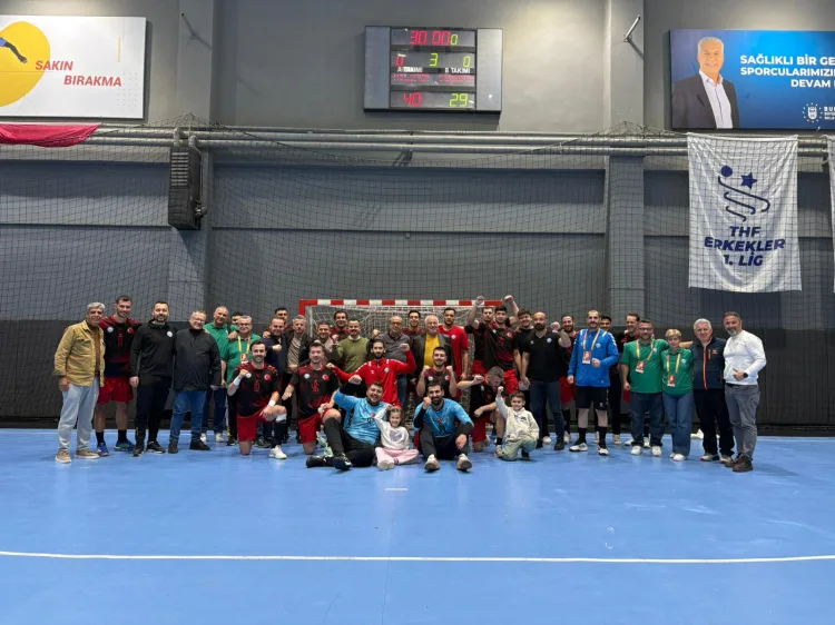 Bursa Nilüfer Belediyespor, Zirveye Yükseldi!