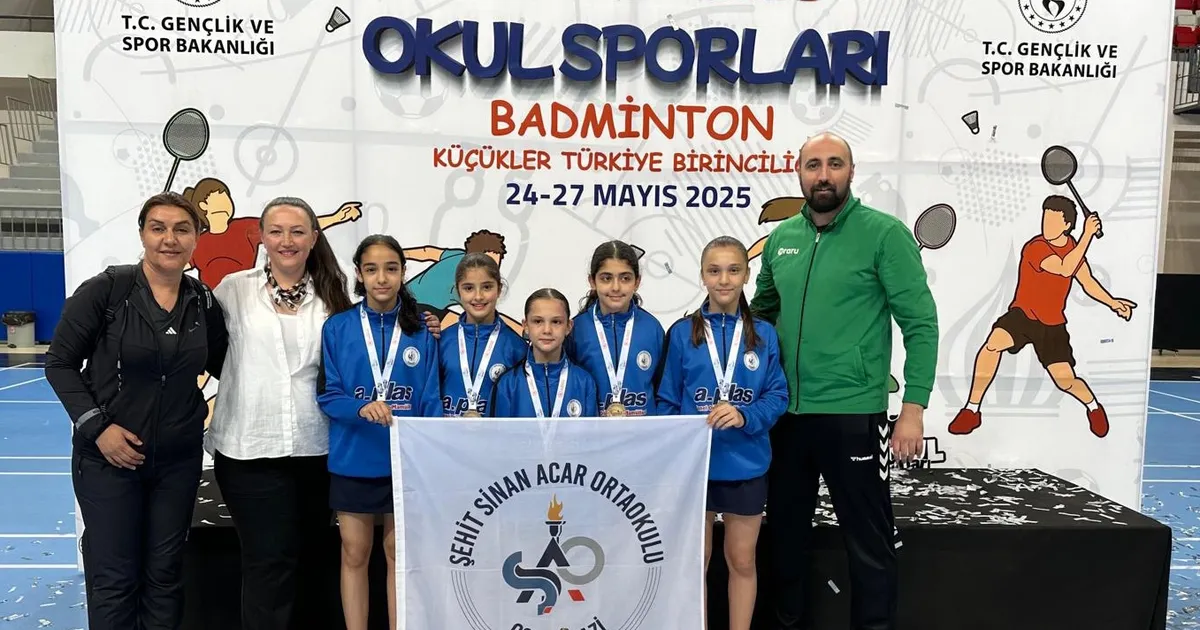 Bursa’nın Badminton Takımı Namağlup Şampiyon!
