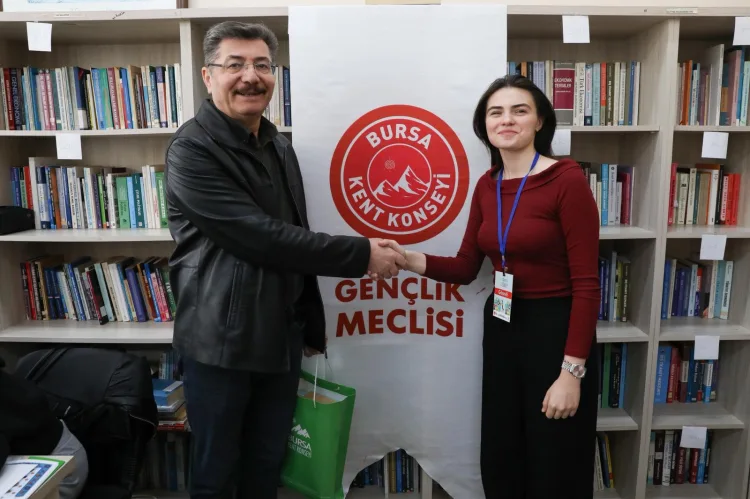 Bursa’nın Geleceği İçin Gençlerden Hatıra Projesi