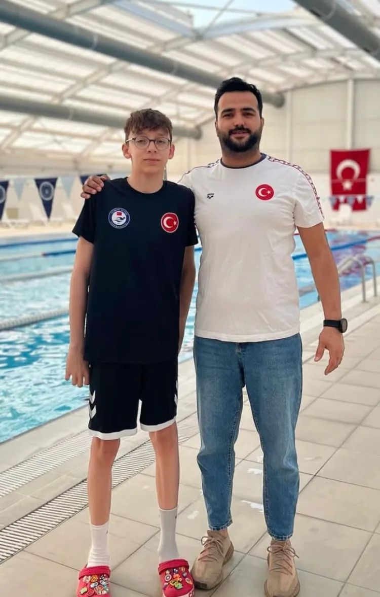 Bursa’nın Genç Yüzücüsü Millî Takımda!