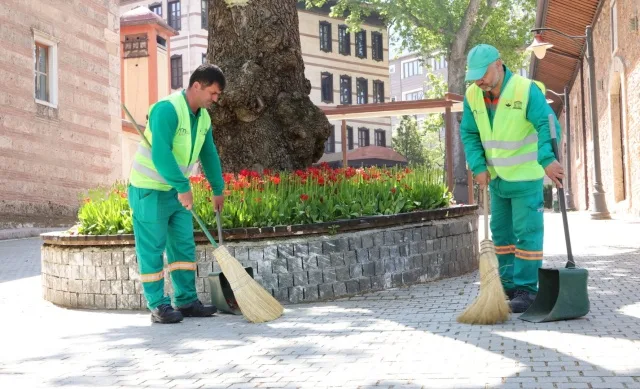 Bursa’nın Tarihi Mirası İçin Temizlik Ekibi Kuruldu