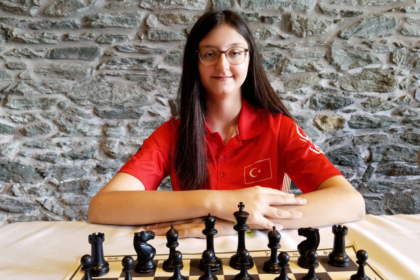 Bursalı Arya Aydoğan, Satrançta Yarı Finale Yükseldi!
