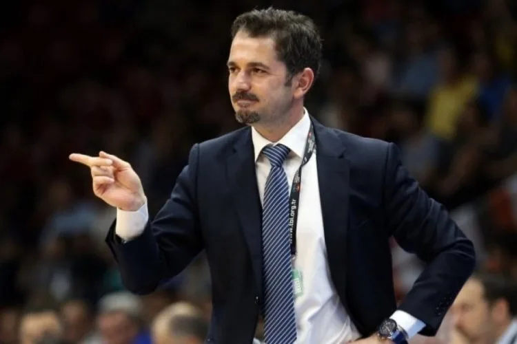 Bursaspor Basketbol’un Yeni Antrenörü Ahmet Çakı!
