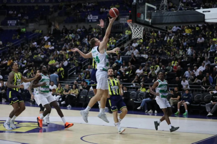 Bursaspor, Fenerbahçe’yi zorladı ama kaybetti!