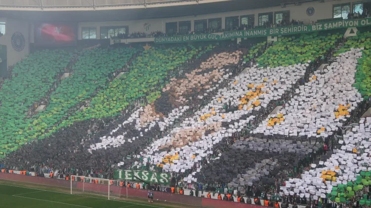 Bursaspor Şampiyon, Osmangazi Coşkuyla Kutladı!